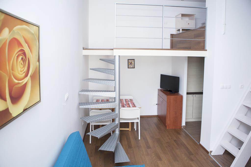 Cute Downtown Studios Budapest Exteriör bild